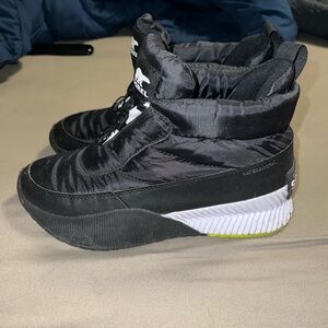 Sorel Black and White Winter Boots